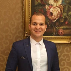 مصطفي  شعبان