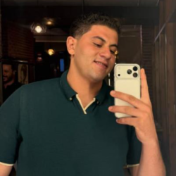 محمود  عماد